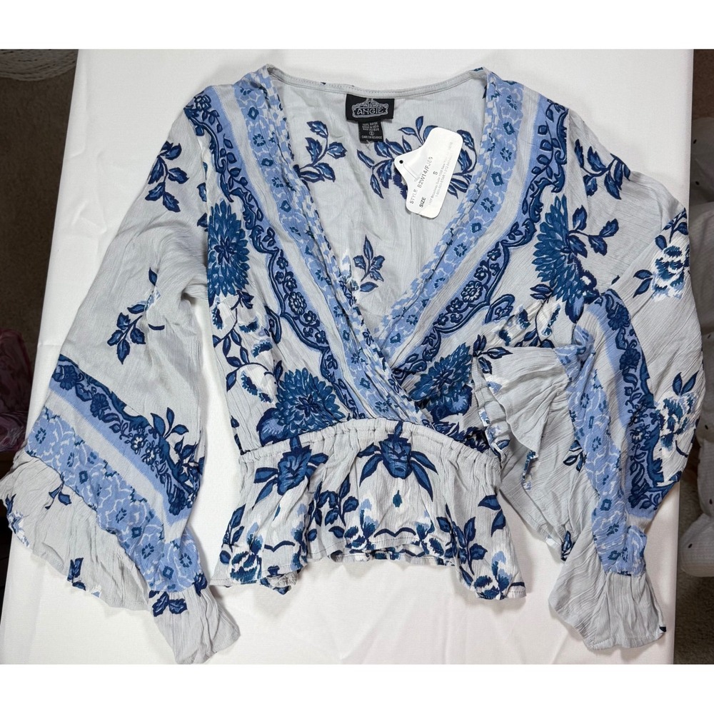 Angie Women Blue Floral Surplice Peplum Top Bell Sleeve Boho B2W14/FJ69 Size S